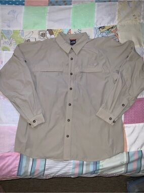 north face summit series hiking shirt button up lightweight mesh pockets mens L
